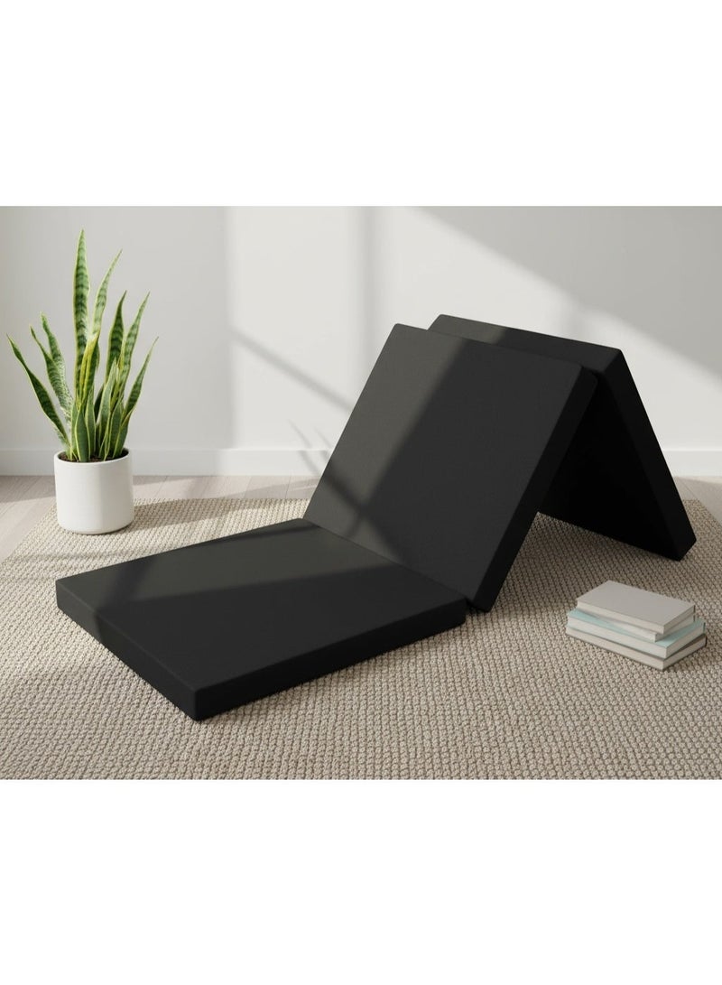 صحاره مرتبة أرضية قابلة للطي مقاومة للماء، سرير محمول بسمك ٥ سم للسفر والتخييم و الجيم بتصميم 3 ألواح مقاس 1.80 م × 60 سم × 5 سم موفرة للمساحة ومريحة وسهلة التخزين (لون أسود) - Image 1