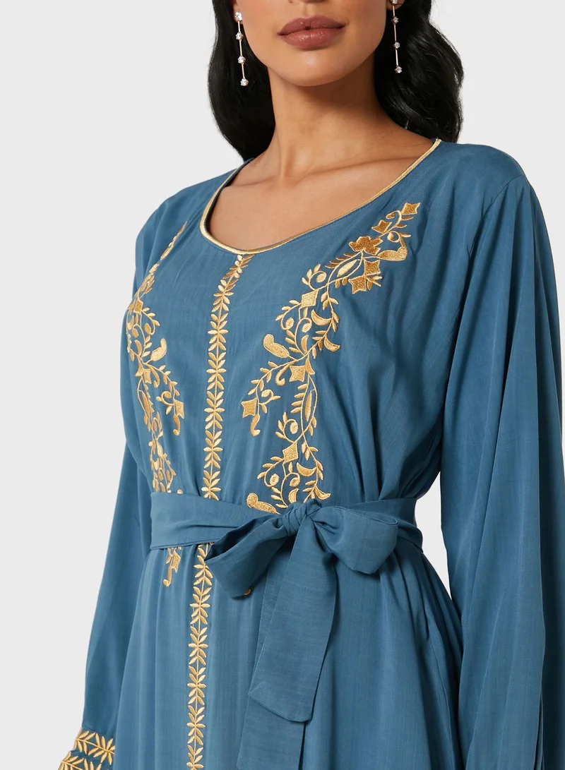 hayas closet Embroidery Detail Jalabiya