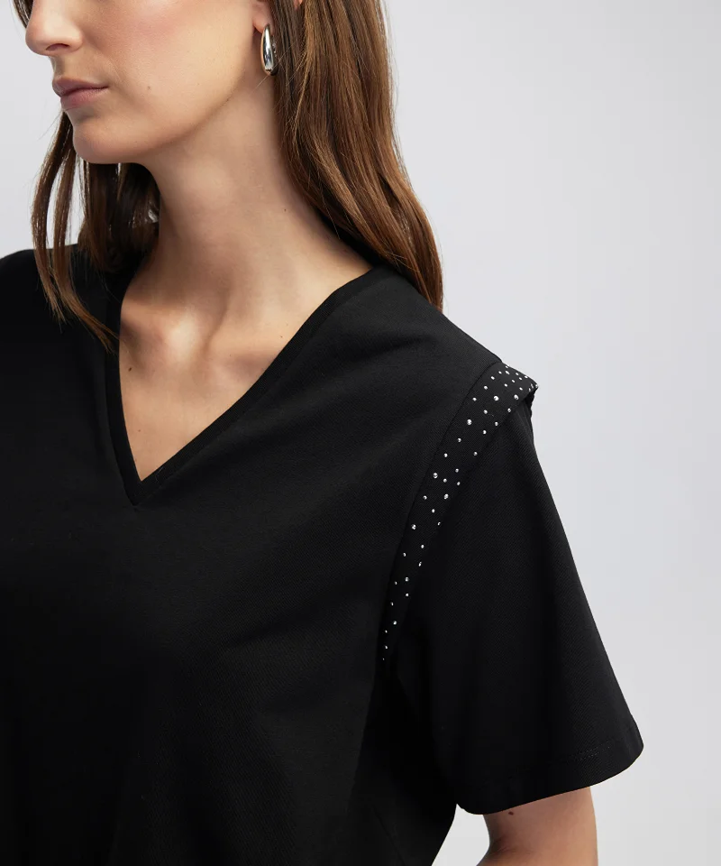 ابيكول تيشيرت مزين بالمسامير