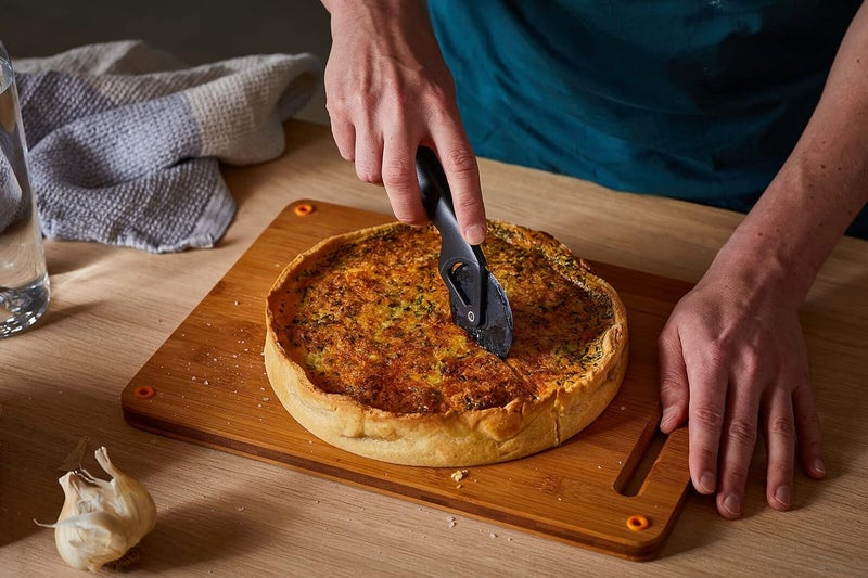 Fiskars Synthetic Material Cutting Pizza Wheel one size Black - Image 2