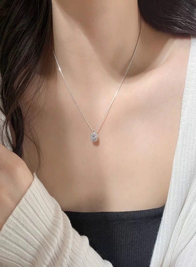 Necklace for Girls ,Shiny Necklace ,Women's Fashionable Temperament Collarbone Chain (gold)   Accessories for ladies,Jewelry Gifts  Party Jewellery Birthday Gifts for Family, Friends and Classmates. - Image 2
