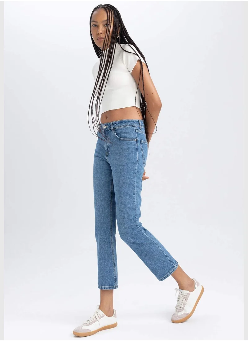 ديفاكتو Woman Slim Fit Denim Trousers