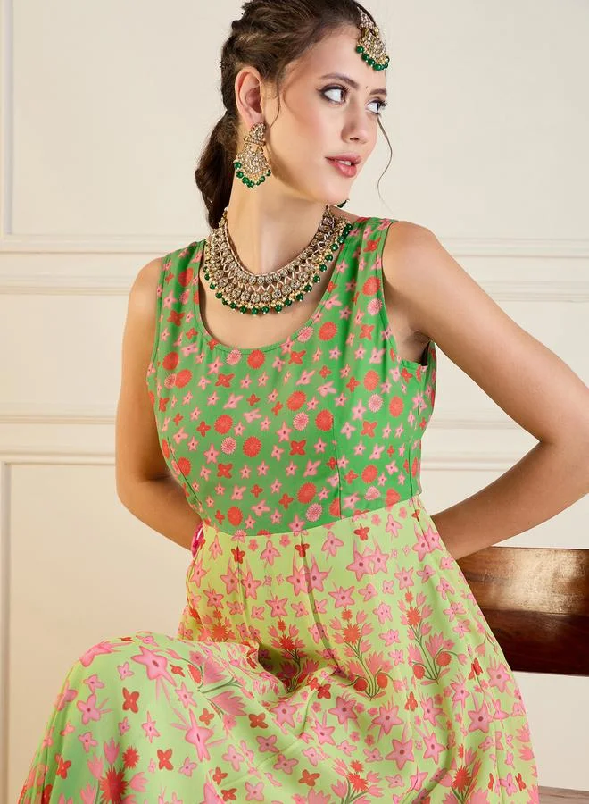 ساسافراس كورتا أناركالي بلا أكمام مع طبعة زهور