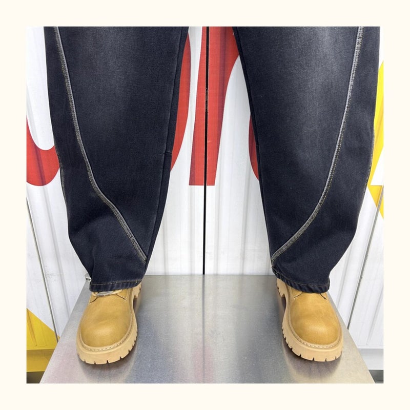 Unisex Classic Denim Jeans Loose Fit Daily Outdoor Wear - Image 3