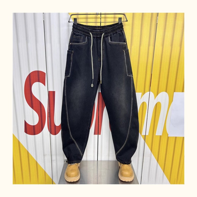 Unisex Classic Denim Jeans Loose Fit Daily Outdoor Wear - Image 1