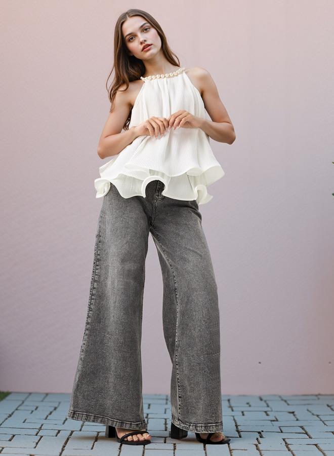 تواكستريمز بلوزة بدون أكمام بياقة هالتر مزينة باللؤلؤ - Image 2