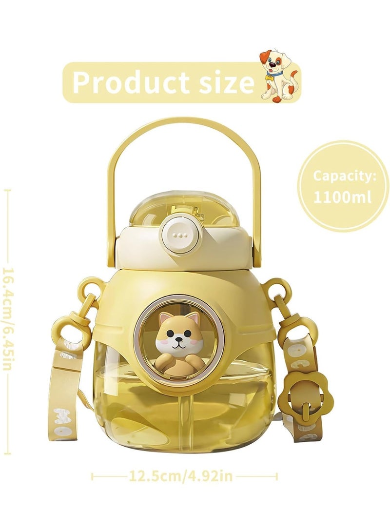 زجاجة مياه مع ماصة، زجاجات مياه كاواي سعة 37 أونصة مع حزام قابل للتعديل للنساء، هدايا مدرسية للمراهقات، زجاجات مياه لطيفة بتصاميم حيوانات - كلب أصفر - Image 3