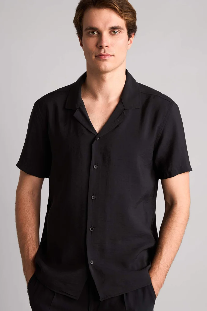 ديفاكتو Modern Fit Modal Short Sleeve Shirt