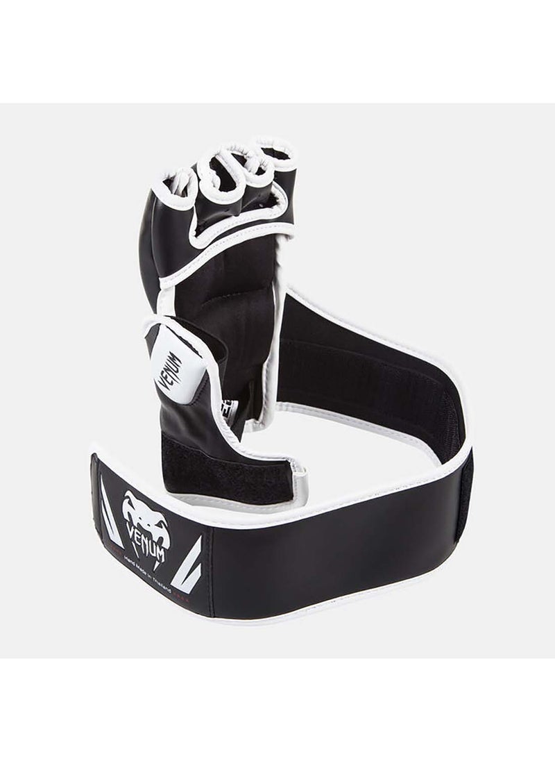 VENUM قفازات تشالنجر Mma اسود، M  - Image 3