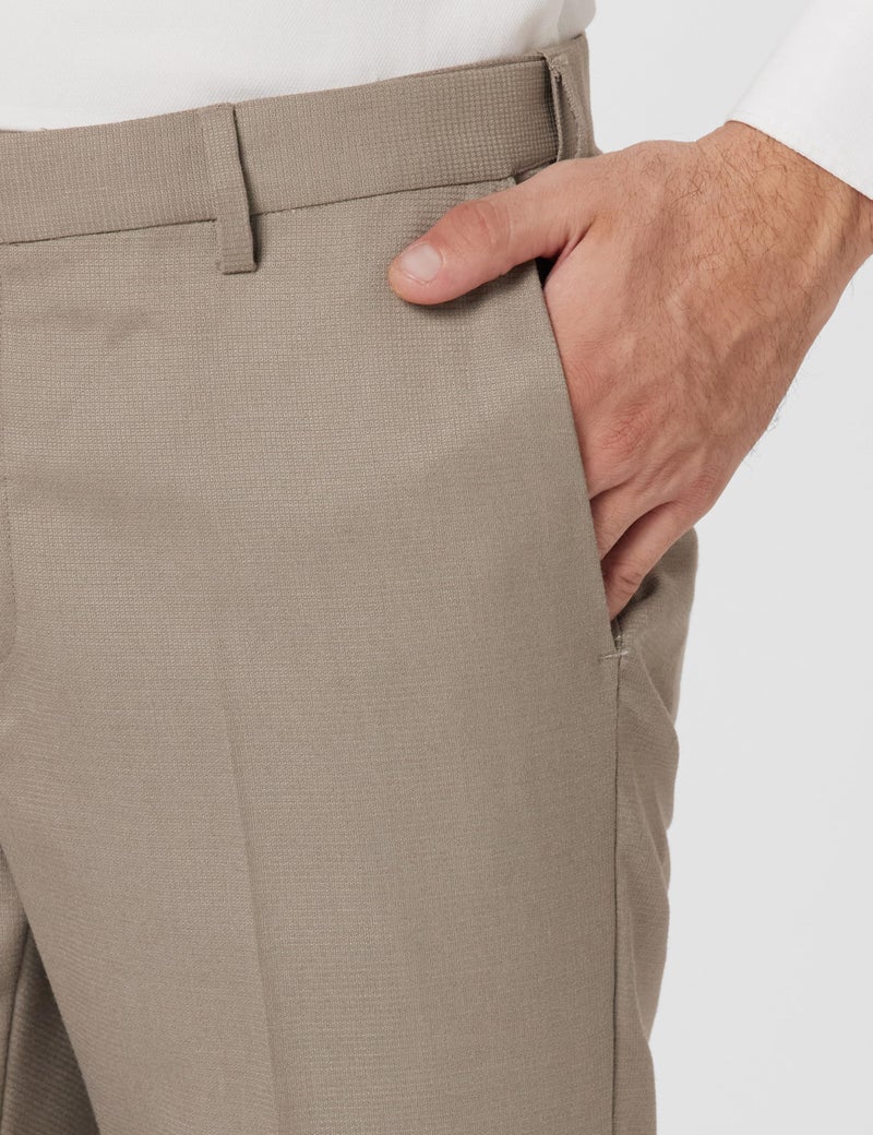 Arrow Men Tapered fit Polyester SolidMid-Rise waistTrousers(ARAEOTR1624_Beige_34) - Image 4