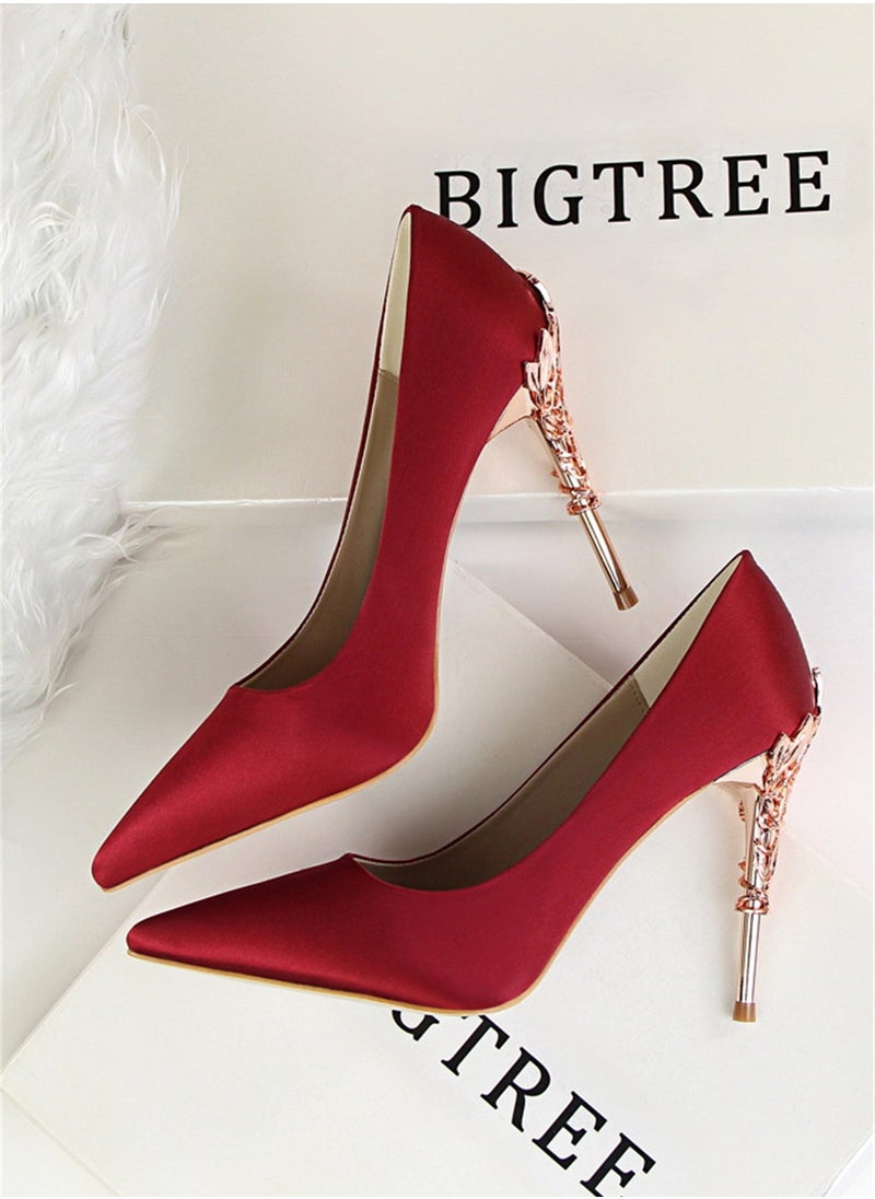 BIGTREE 10cm Stylish Metal Pumps With Slim Heels High heels Shallow-Cut Pointed Satin Pumps Red  - Image 2