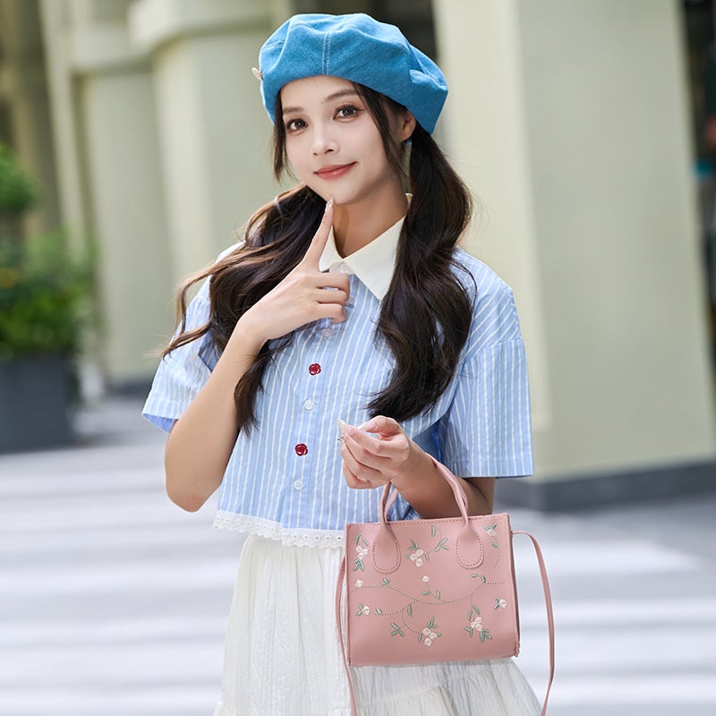 Spring Popular Lace Underarm Bag Foreign Style Small Square Bag Simple Korean Shoulder Bag A Generation Of Hair - Image 5
