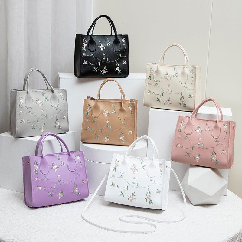Spring Popular Lace Underarm Bag Foreign Style Small Square Bag Simple Korean Shoulder Bag A Generation Of Hair - Image 2