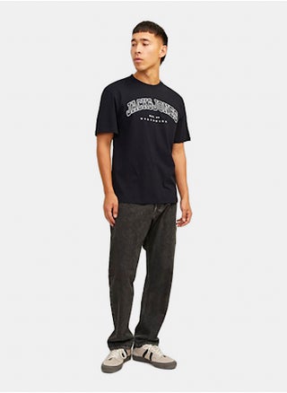 Jjecaleb Varsity Tee Ss O-Neck Noos - pzsku/Z2E6CC6FFBCB77AE4E48AZ/45/1741003776/1a682cbc-8d88-4c05-a2fe-9d8e3ebd7159