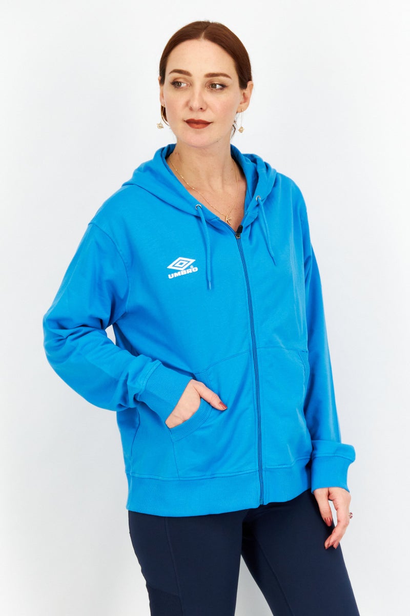 umbro سويت شيرتات رياضية نسائية بغطاء رأس بشعار العلامة التجارية، أزرق - Image 3