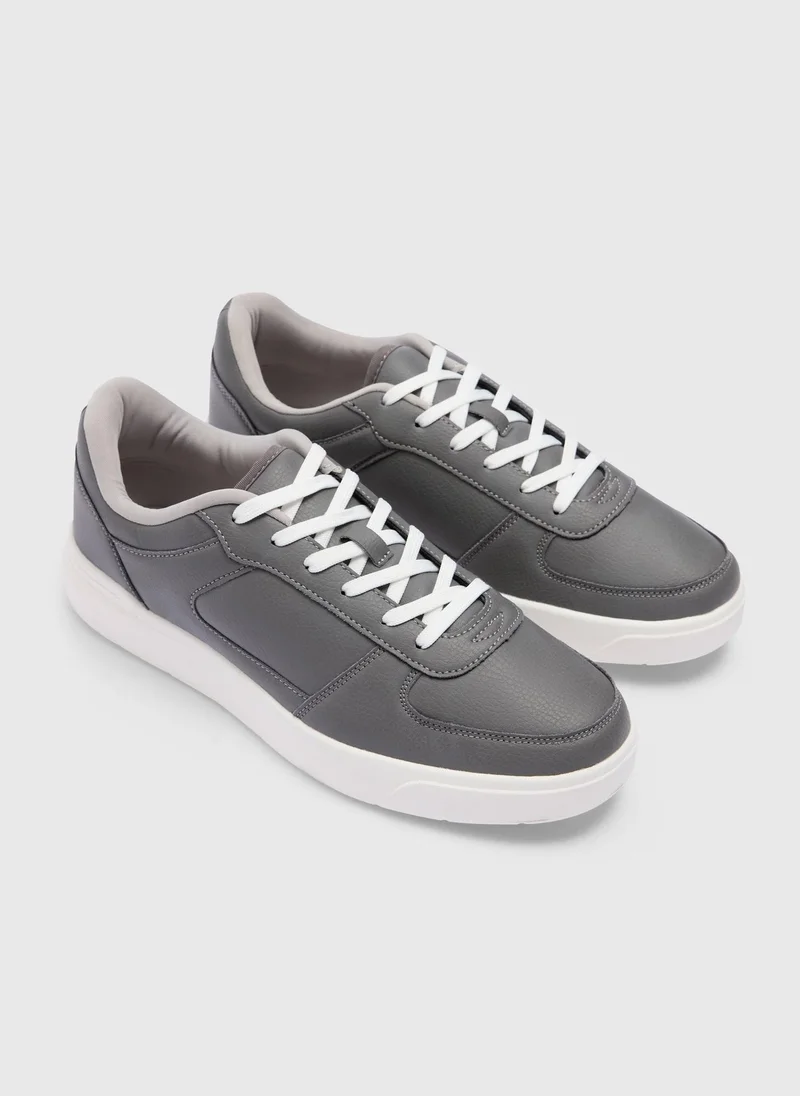 ماتلان Grey Basic Trainers