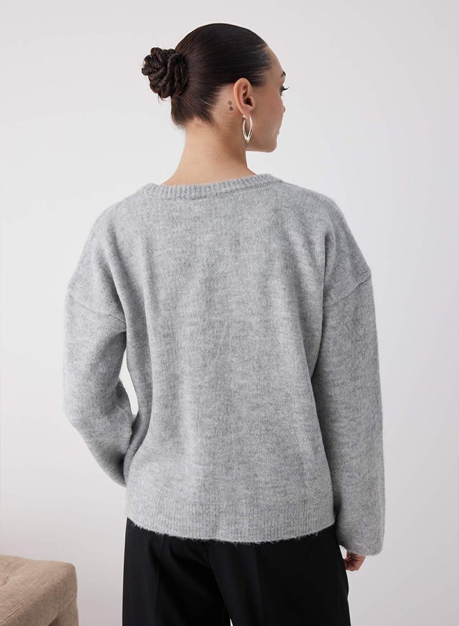trendyol Grey Soft Texture Wide Pattern Basic Knitwear Sweater - Image 4