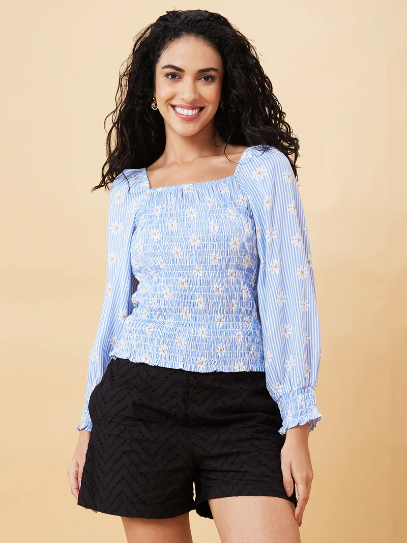 globus Women Blue Floral Printed Smocked Puff Sleeve Top