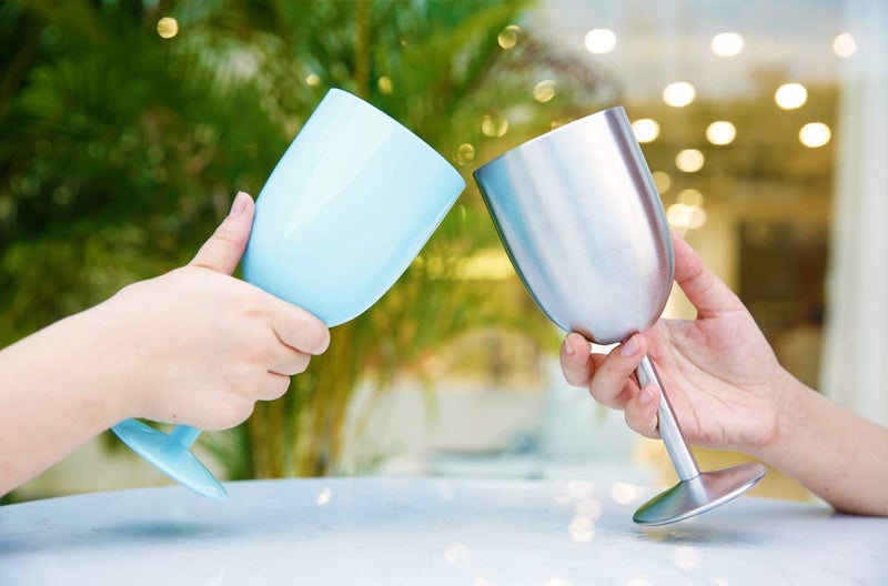 AMZUShome أكواب كؤوس النبيذ من الفولاذ المقاوم للصدأ من Amzushome. كوب نبيذ معزول بجدار مزدوج مع غطاء وقش. هدايا عيد ميلاد الصداقة للنساء والرجال والأصدقاء والأب والأم (10 أونصة سوداء) - Image 4