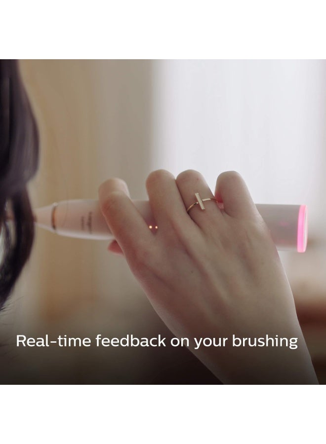 فيليبس سونيكير فرشاة أسنان فيليبس سونيكير الكهربائية Philips Sonicare 9900 Prestige مع تقنية SenseIQ، تتكيف وتعتني بالأسنان، تطبيق سونيكير المدعوم بالذكاء الاصطناعي، حقيبة سفر وقاعدة شحن، لون شامبين ذهبي فاتح، HX9992/11 - Image 5