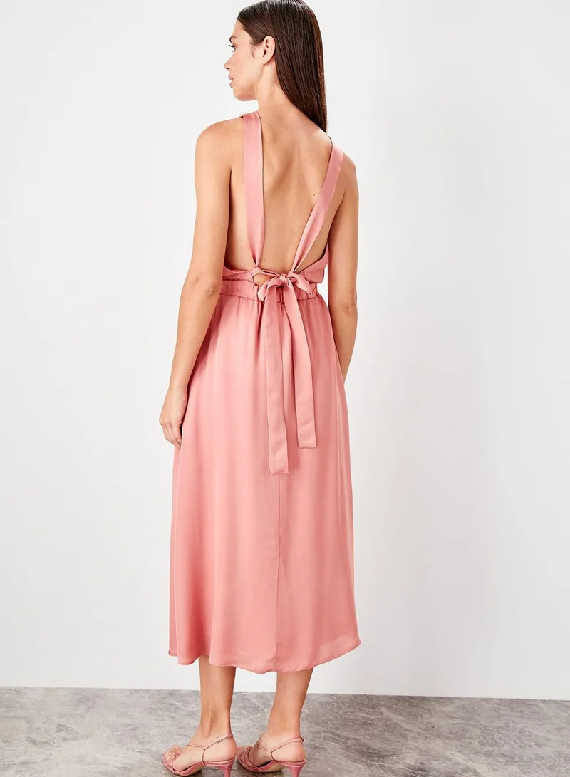 trendyol Sleeveless Midi Dress