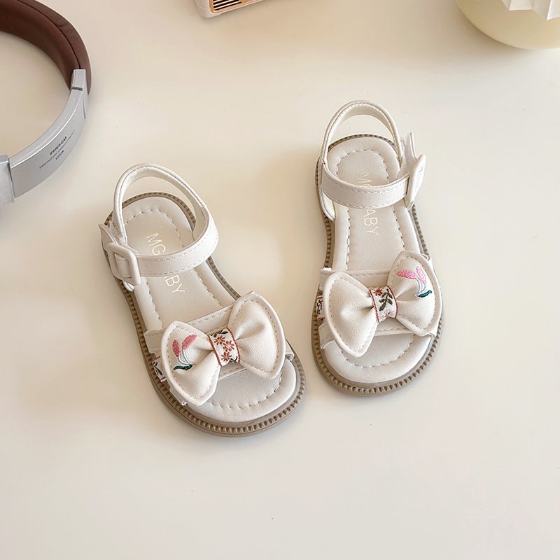 Children'S Chinese Style Princess Sandals 2025 Girls Open Toe Fashion Embroidered Bow Beach Shoes - Image 1