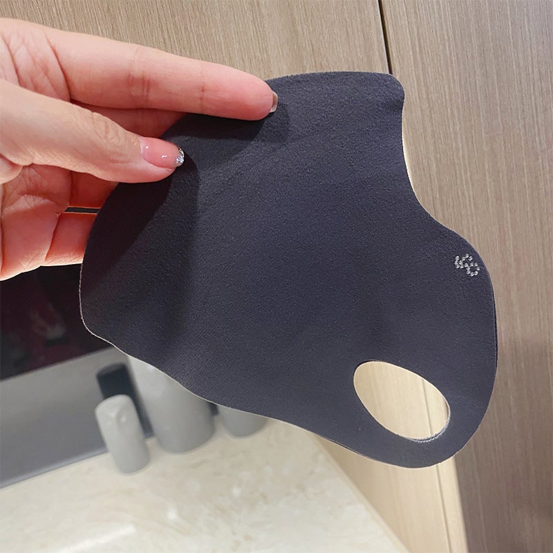 Generic Hydrating Hyaluronic Face Mask for Autumn-Winter Warmth Gray
