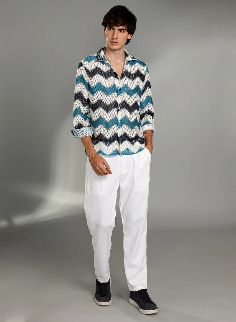 Campus Sutra Men's Electric Blue & Powder White Chevron-Block Knit Shirt