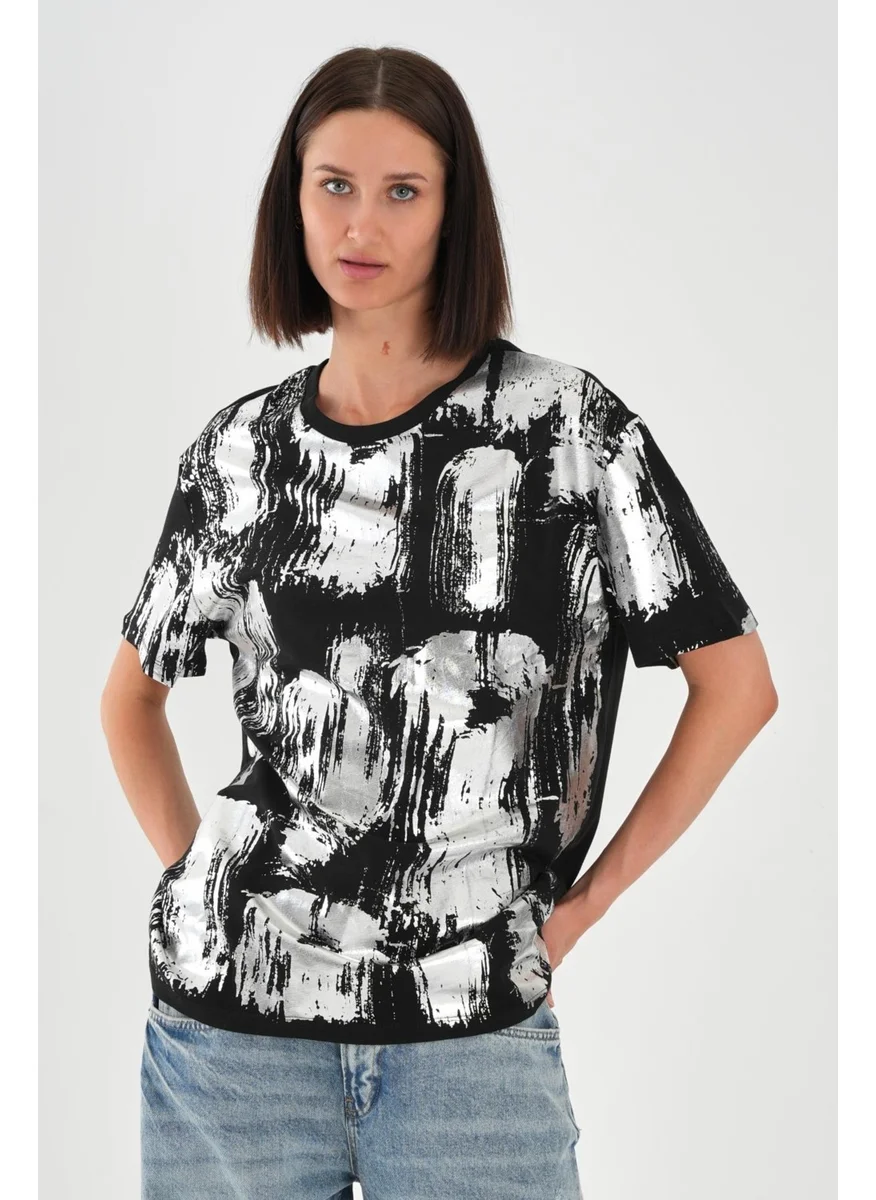 الكسندر جاردي Alexandergardi Shiny Printed Crew Neck Women's T-Shirt