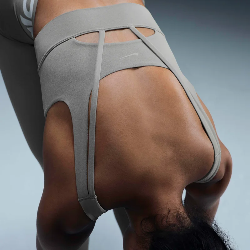 Nike Women's Dri-FIT Zenvy Medium-Support Longline Training Sports Bra