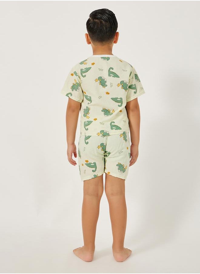 Styli Graphic Print Round Neck T-Shirt and Shorts Pyjama Set  - Image 4
