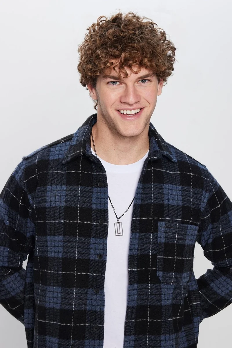 Tudors Men's Classic Fit Regular Cut Lumberjack Button-down Collar Single Pocket Checkered Winter Shirt