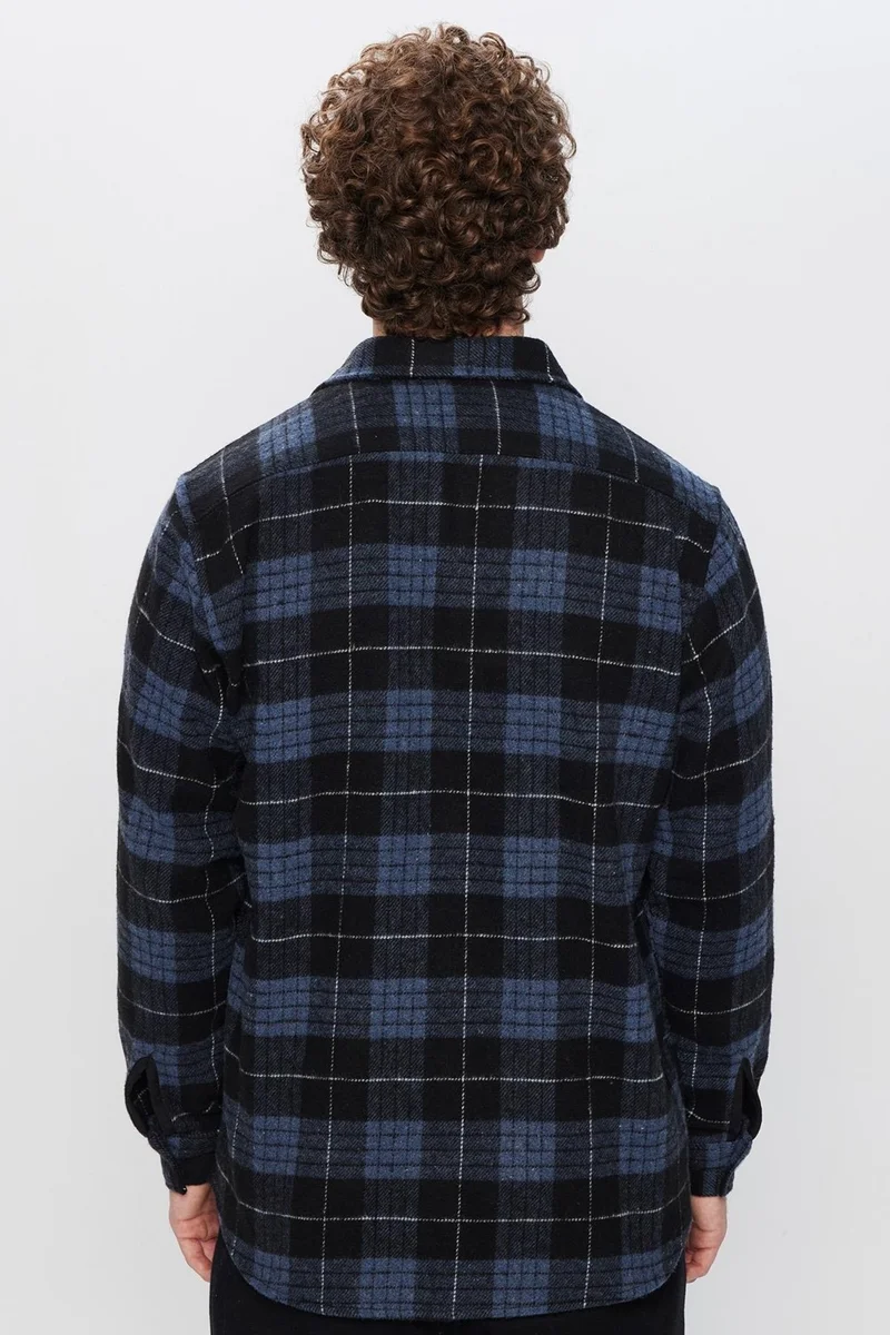 Tudors Men's Classic Fit Regular Cut Lumberjack Button-down Collar Single Pocket Checkered Winter Shirt