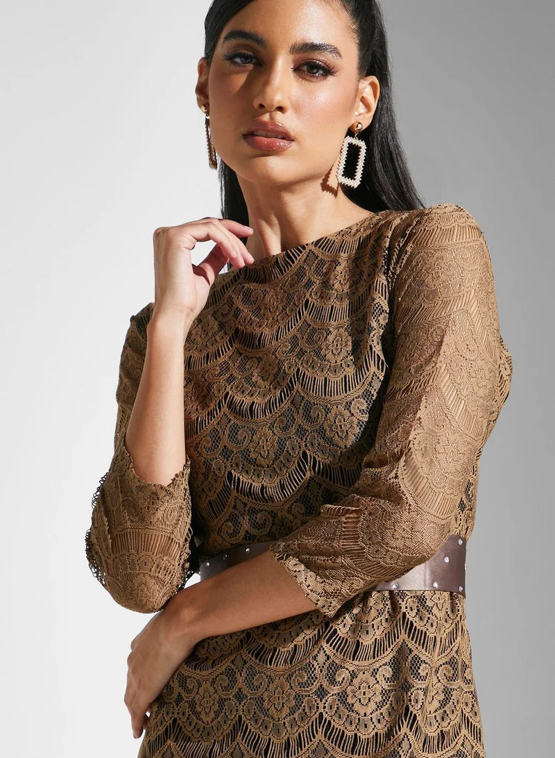 جولدن ابل Lace Detail Dress
