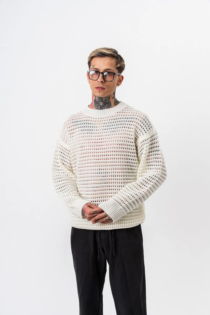 ريسباير كنزة رجالية بتفاصيل حياكة مميزة، كريمي