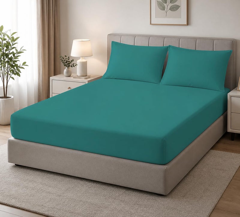 Luxury Green Fitted Bed Sheet Set size 160 cm *200 cm *30 cm – 3 Pieces (1 Elastic Bed Sheet + 2 Pillowcases), Soft Breathable Fabric, Wrinkle-Free, Elegant Design for Bed