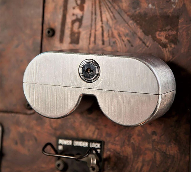 JENDYK YOKEMK4-KD Brushed Aluminum Double Knob Tractor Air Brake Lock (Keyed Differently) - Image 3