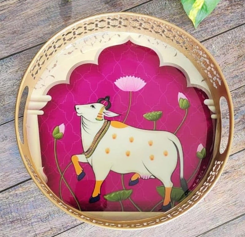 G K EXCLUSIVE™ Round Metal Tray with Pichwai Art of Nandi | Cow Pichwai Tray | Best for Home Decor, Wedding Gift, Diwali Gift and Multiuse | High Glossy Raisen Work (Randaom Color & Design) (10") - Image 4