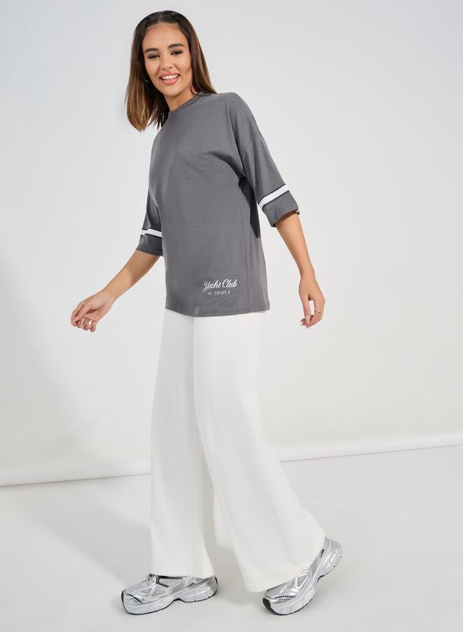 ستايلي تيشيرت فضفاض مطبع بطبعة جرافيك - Image 2