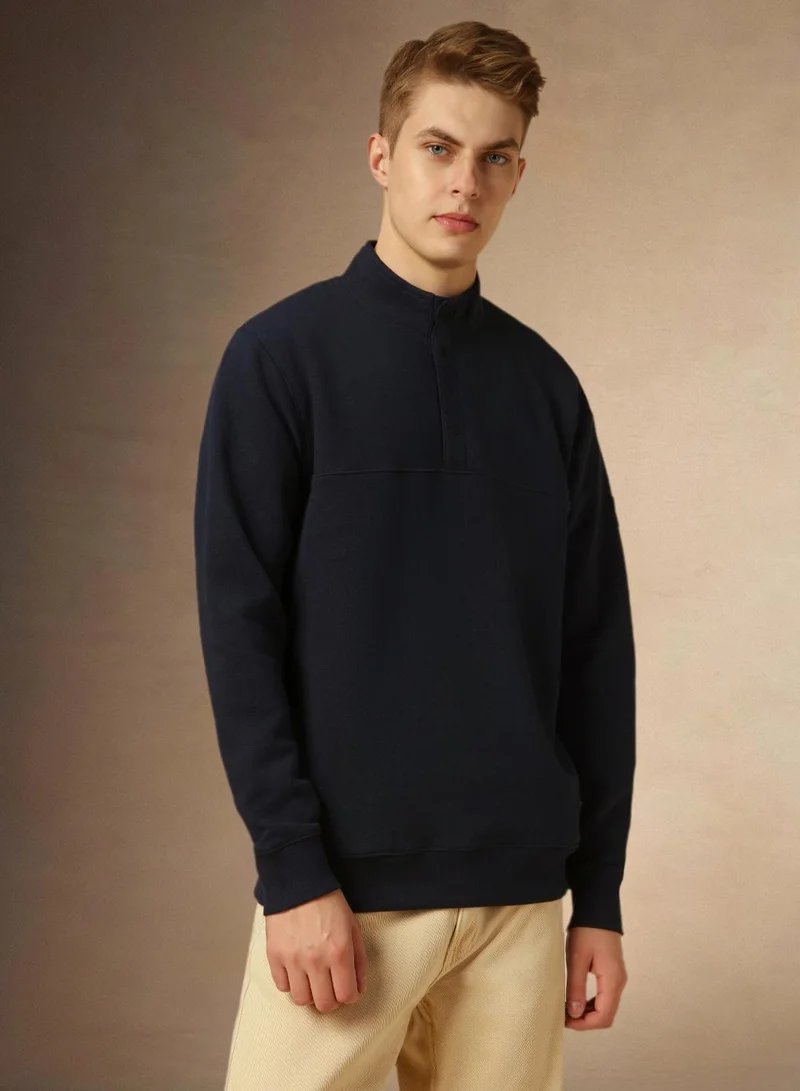 دينيس لينغو Men's Navy Polyester Blend Solid Regular Fit Sweatshirt