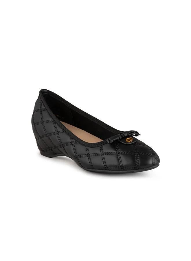 Vincci Black Women Pointed-Toe Flat Pumps for Women | Best Price UAE