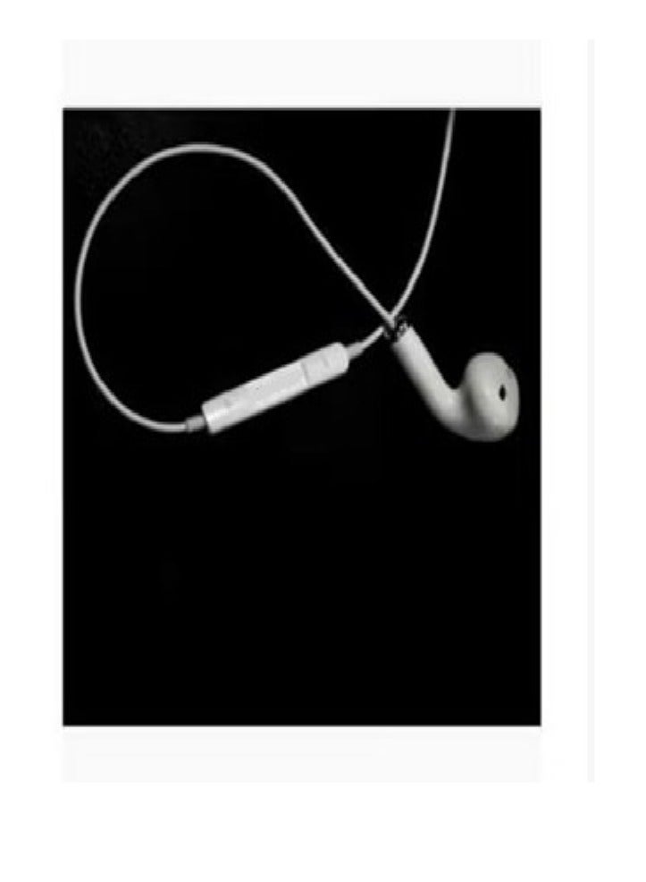 Discover the ultimate audio experience with our White Wired In-Ear Stereo Headphones featuring a built-in microphone. - Image 4