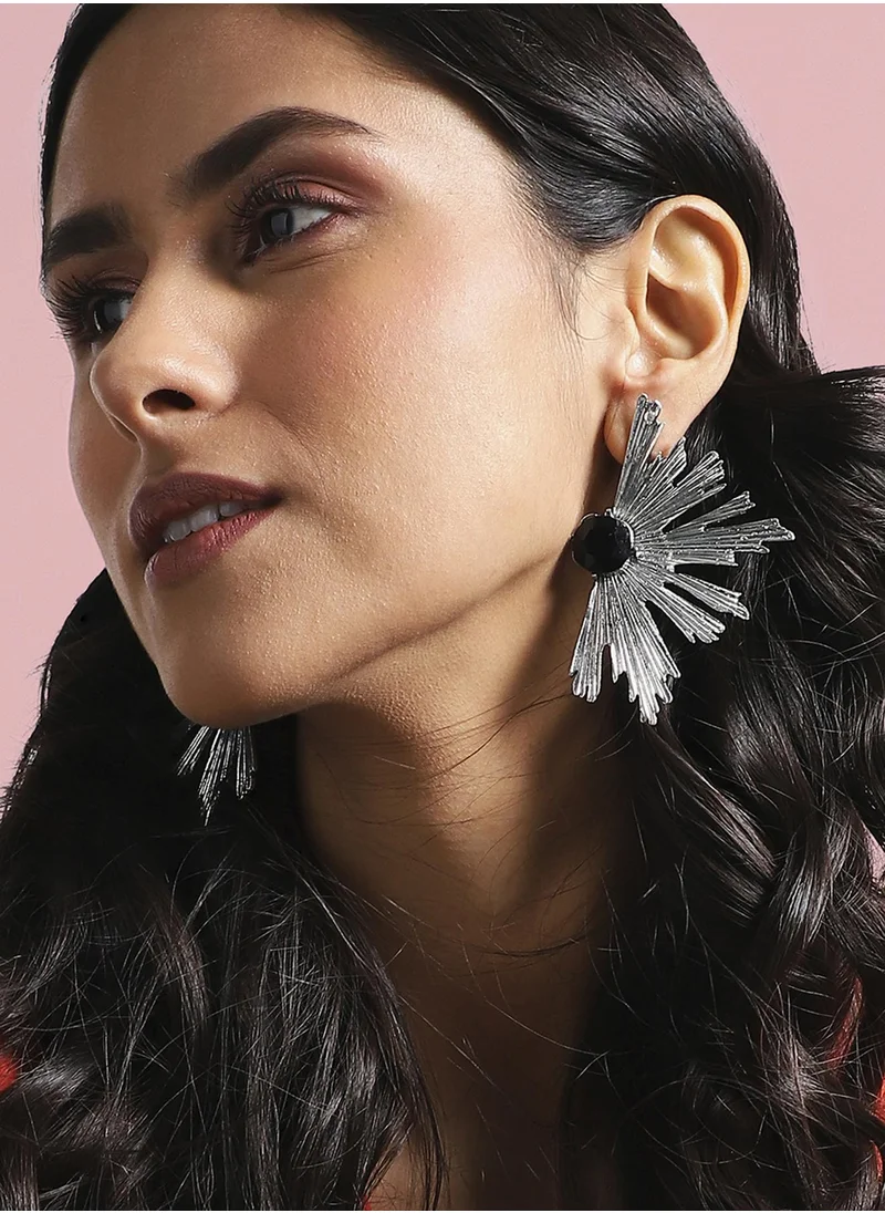SOHI Metallic Flora Drop Earrings - Black