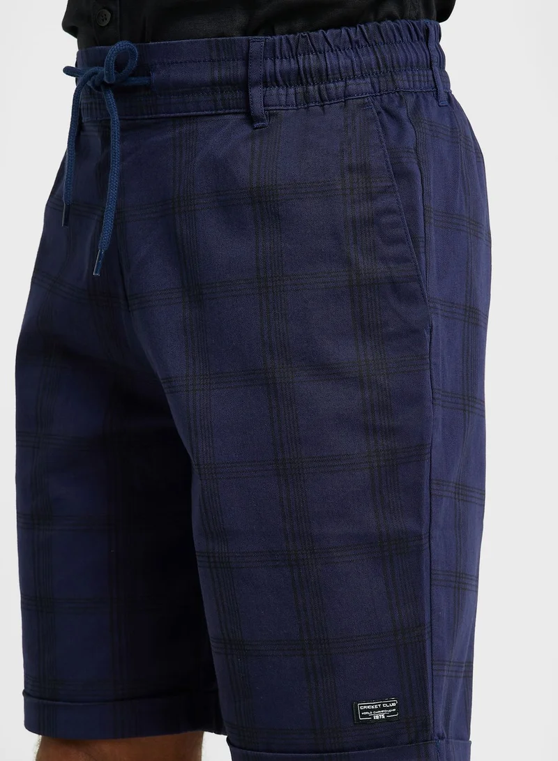 توماس سكوت Thomas Scott Men Checked Mid-Rise Slim Fit Sports Shorts
