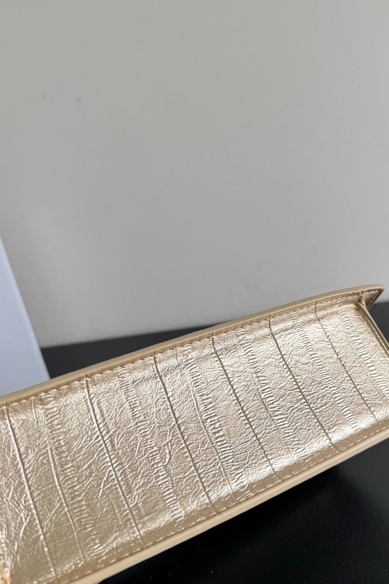 Jacquemus  كروك منقوشة الجلد طويل Le Chiquito أعلى مقبض حقيبة مع حزام Crossbody - Image 4