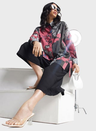 Printed Button Down Shirt Kurti - pzsku/Z2E95270A877B7684A773Z/45/_/1699378528/b6e0c1bb-a3b9-453f-89aa-f48bdb861276