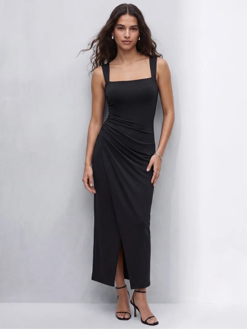 أوجيدر Black Square Neck Maxi Dress With Waist Gathering