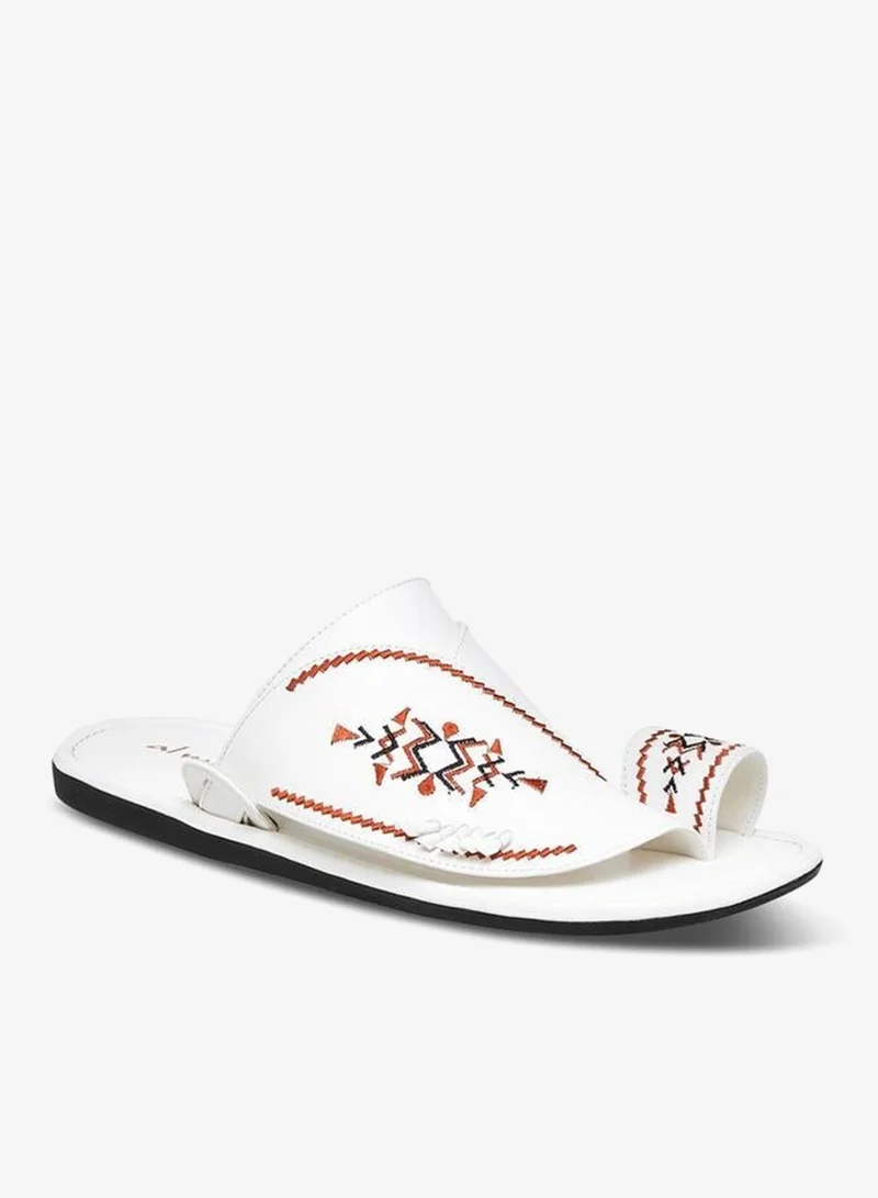 الواحة صنادل عربية مطرزة سهلة الارتداء