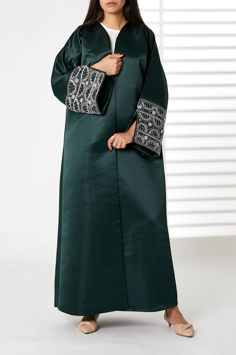 Moistreet V-Neck  Satin Split Cuffs Abaya