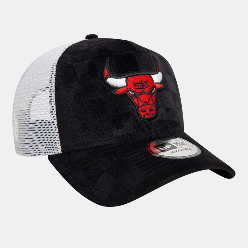NEW ERA Men's NBA Chicago Bulls 9FORTY Trucker Cap